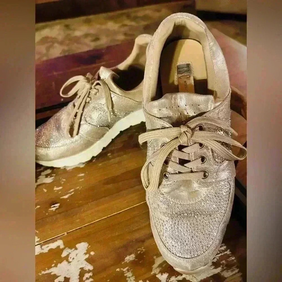 International Concepts INC Pakiss Champagne Rhinestone bling sneakers size 7 - Picture 6 of 7